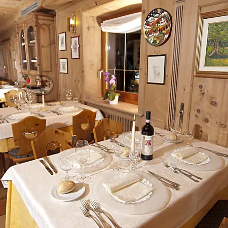 Отель Hotel Livigno